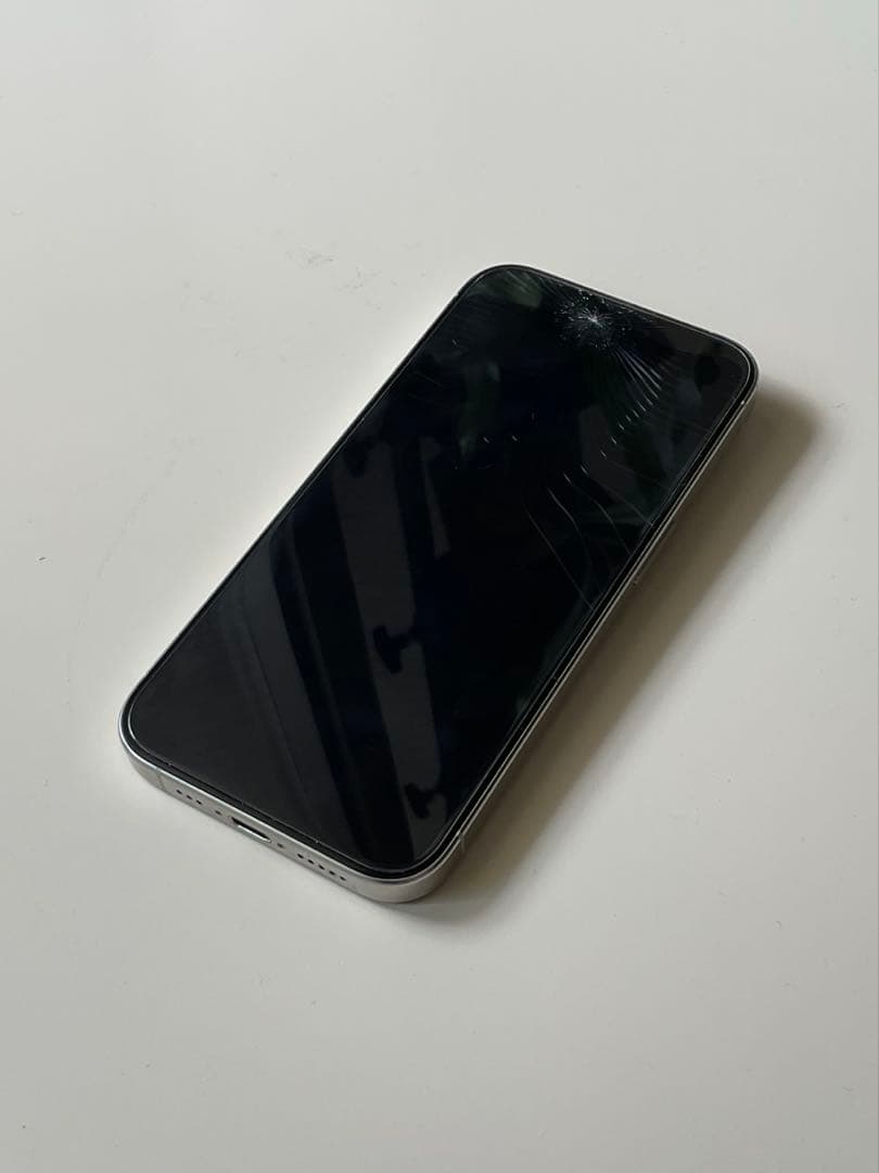 【ジャンク品】iPhone15pro 画面割れ　動作正常