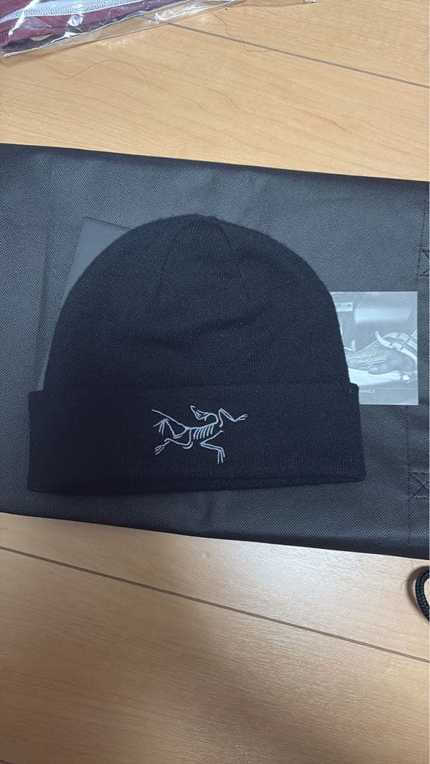 ARC'TERYX ブラックニット帽 25AW