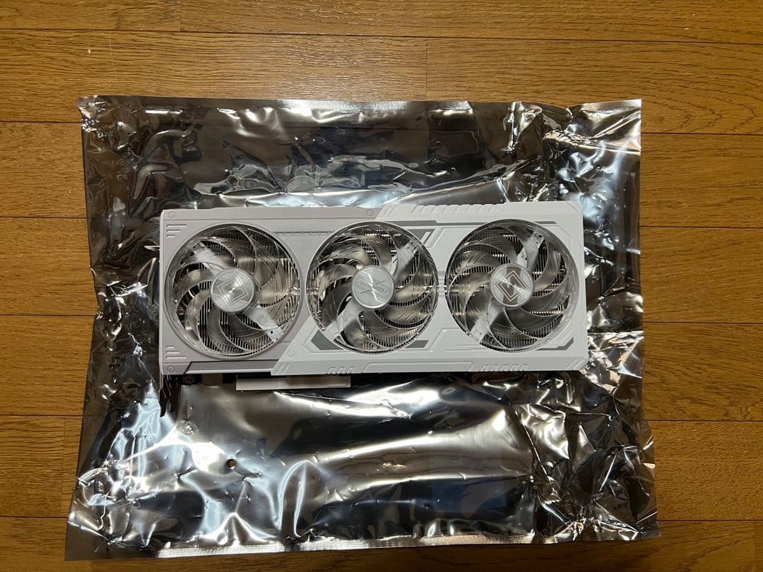 グラフィックボード・グラボ・ビデオカード Asrock Radeon RX 9070 XT SteelLegend16GB