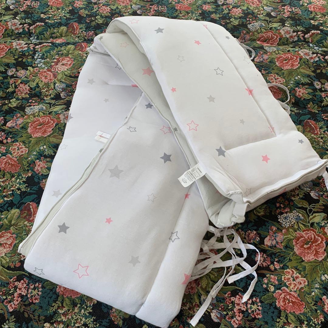 KATOJI カトージ ベビーベッド　マットレス、カバー、クッション付