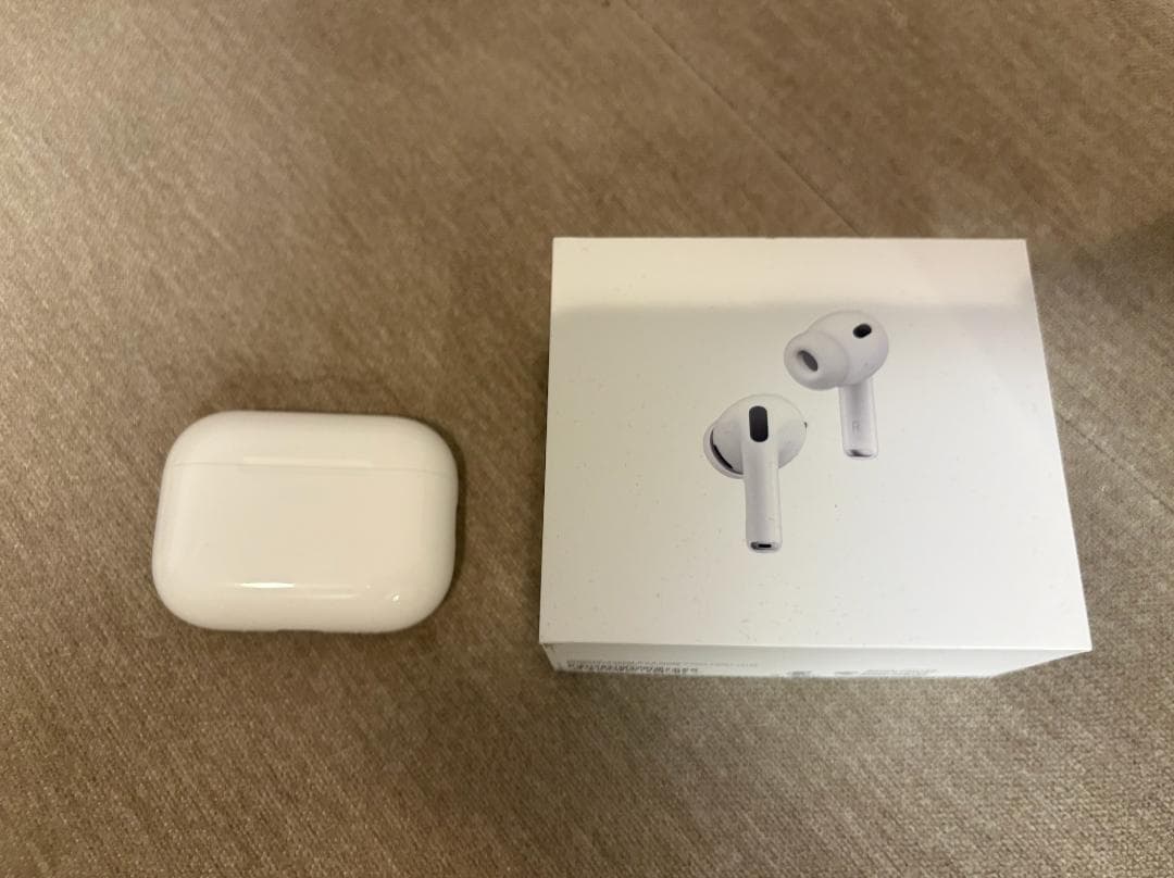 Apple AirPods Pro 3 ほぼ新品 第三世代 イヤホン