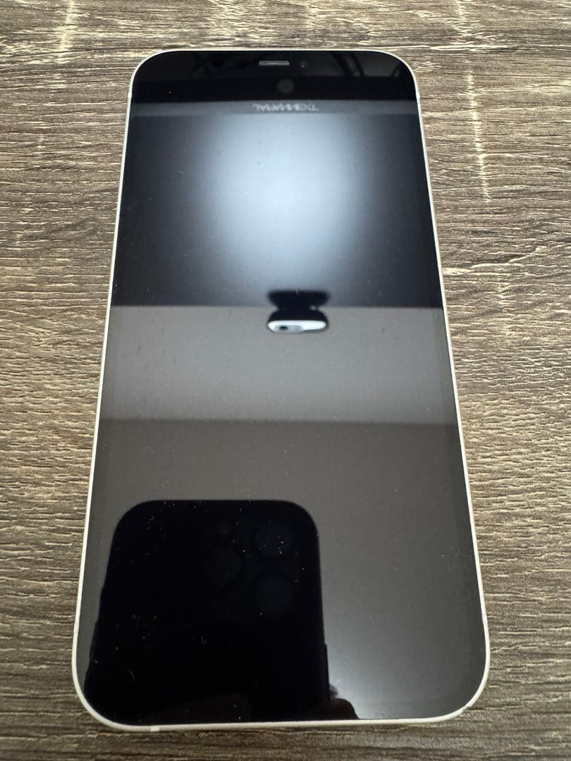 【バッテリー91%】iPhone 12 ホワイト 128 GB（背面割れ）