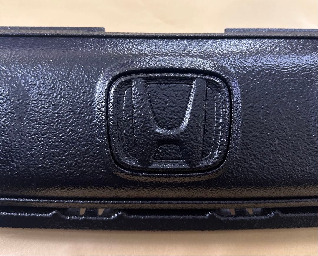 フリードクロスター 純正 フロントグリル エンブレムラプターセット　最終値下げ