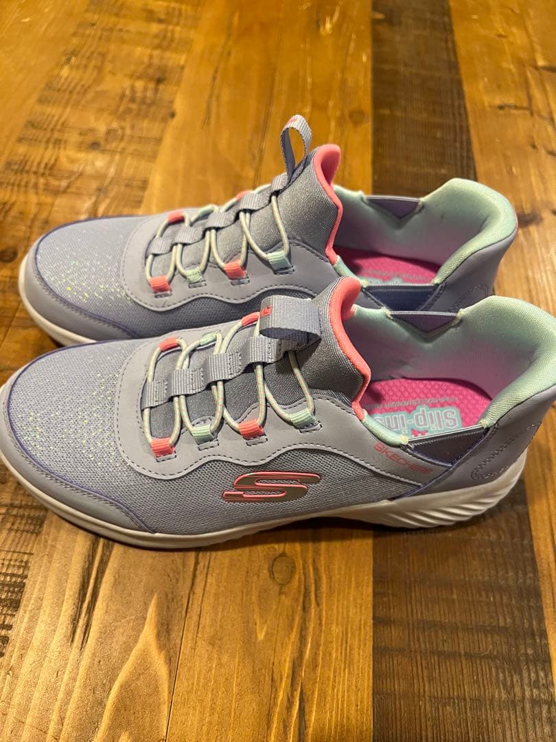 美品 スケッチャーズ スリップインズ：バウンダー - シンプル キュート 23