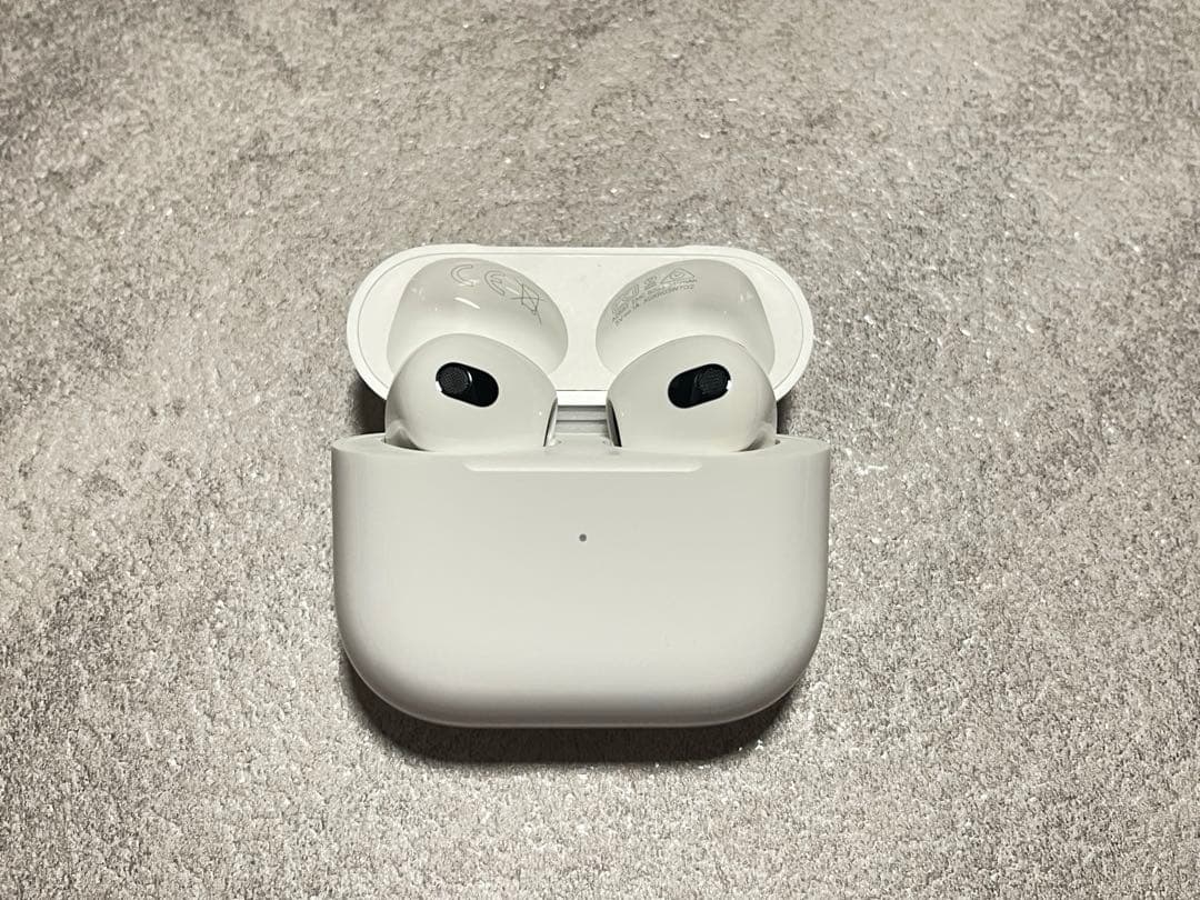 AirPods（第３世代）