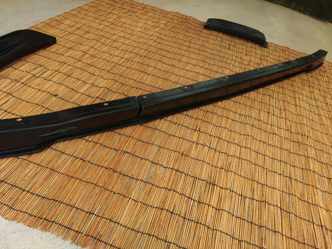 17クオンUD　JHスタイル エアロパーツセット ブラック　スタイル1