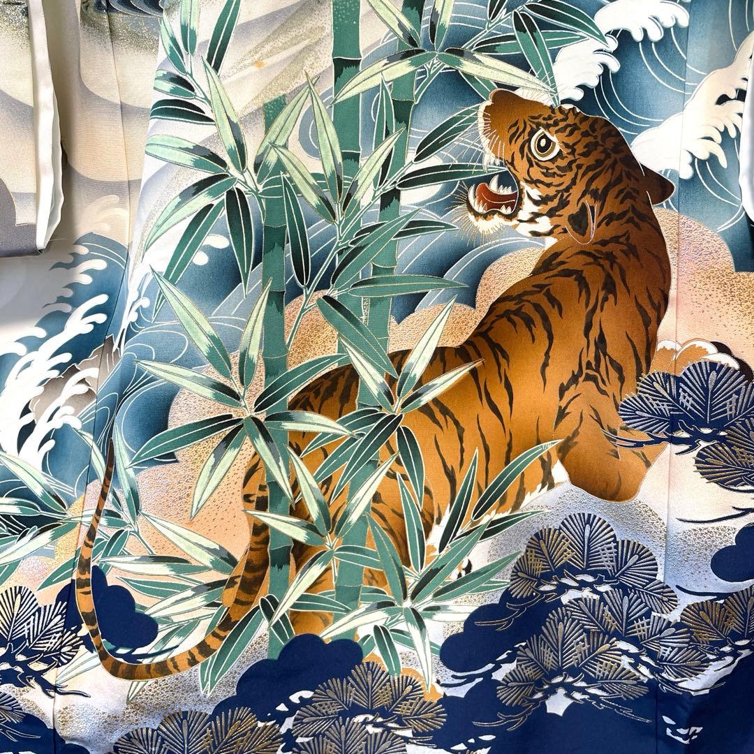 □男児用　正絹祝着　産着　お宮参り　龍虎柄　紺色地　襦袢付