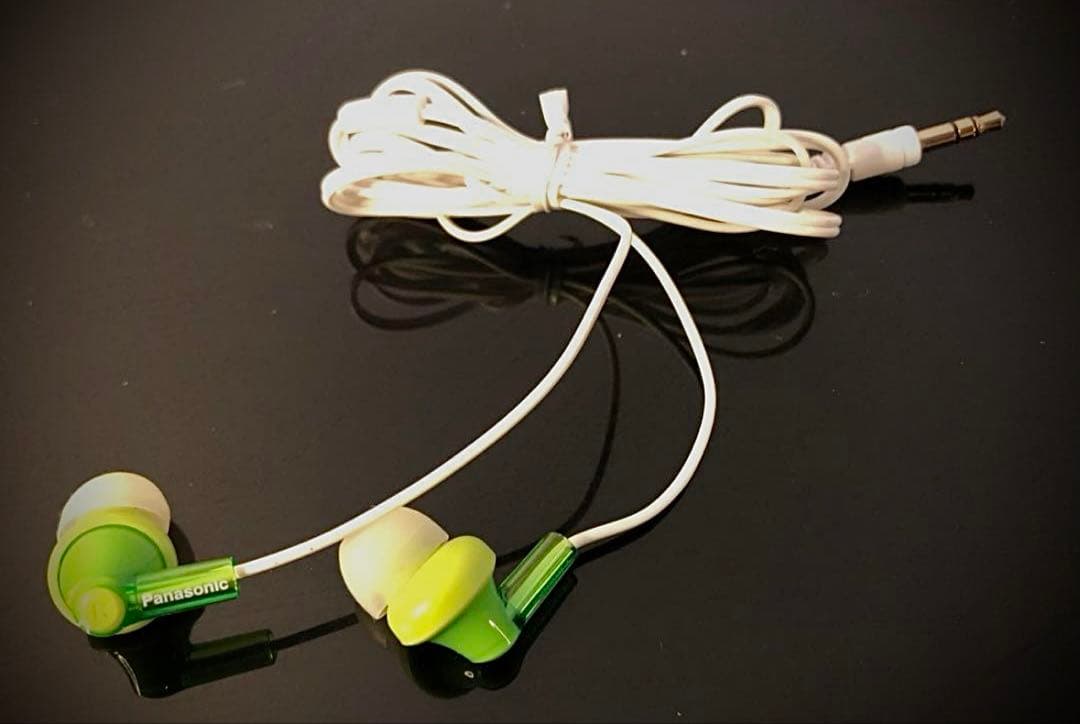 カセットプレーヤーPanasonic RQ-CW05 「 整備済み、完動超美品」