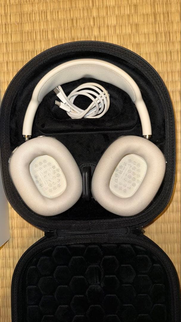 AirPods Max 第2世代スターライト 本体 別売りカバーケース付き