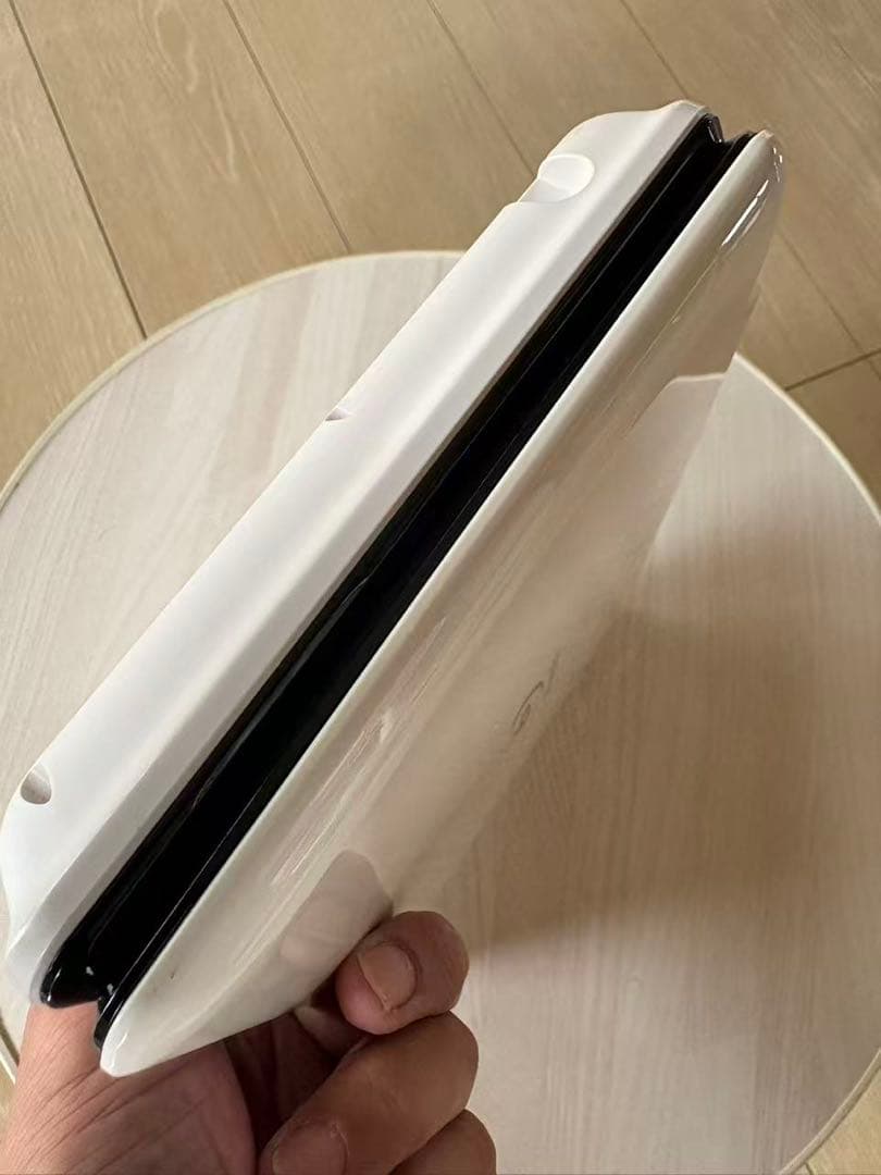 AVOX ポータブルBD/DVDプレーヤー　APBD-1030HW（美品）