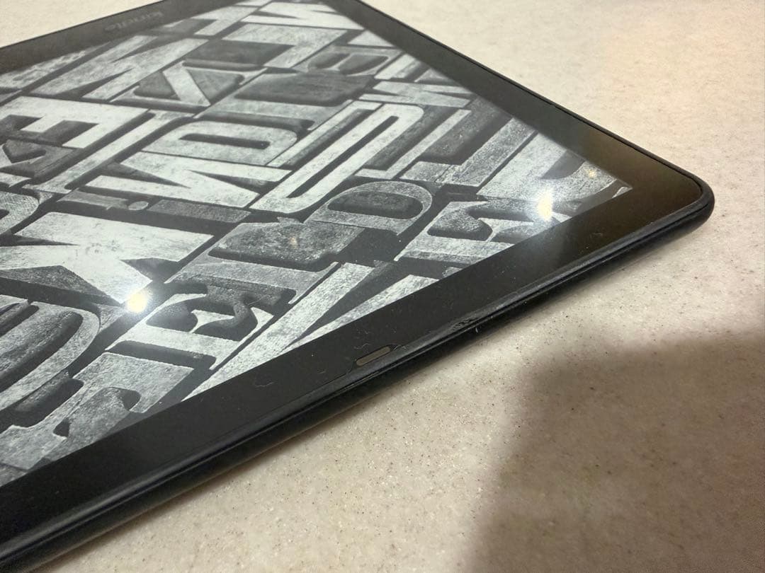 Kindle Paperwhite 第11世代　充電器スタンド付き