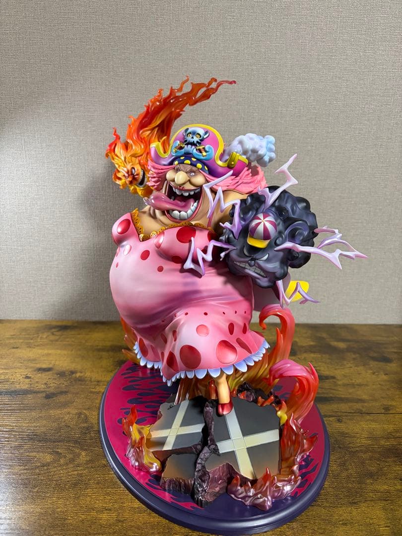 ワンピースPOPMAXIMUM 大海賊''ビッグ・マム''シャーロット・リンリン