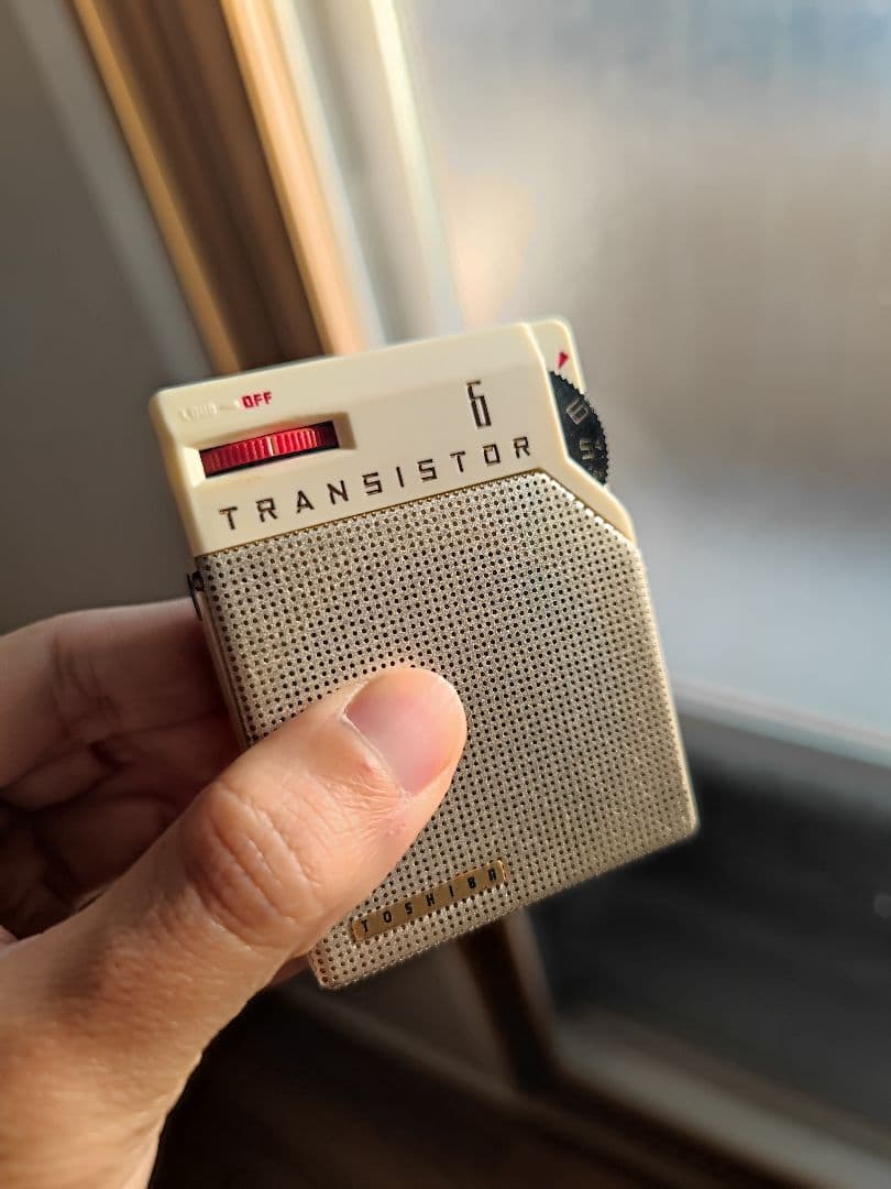 東芝 極小型 トランジスタラジオ 1959年製