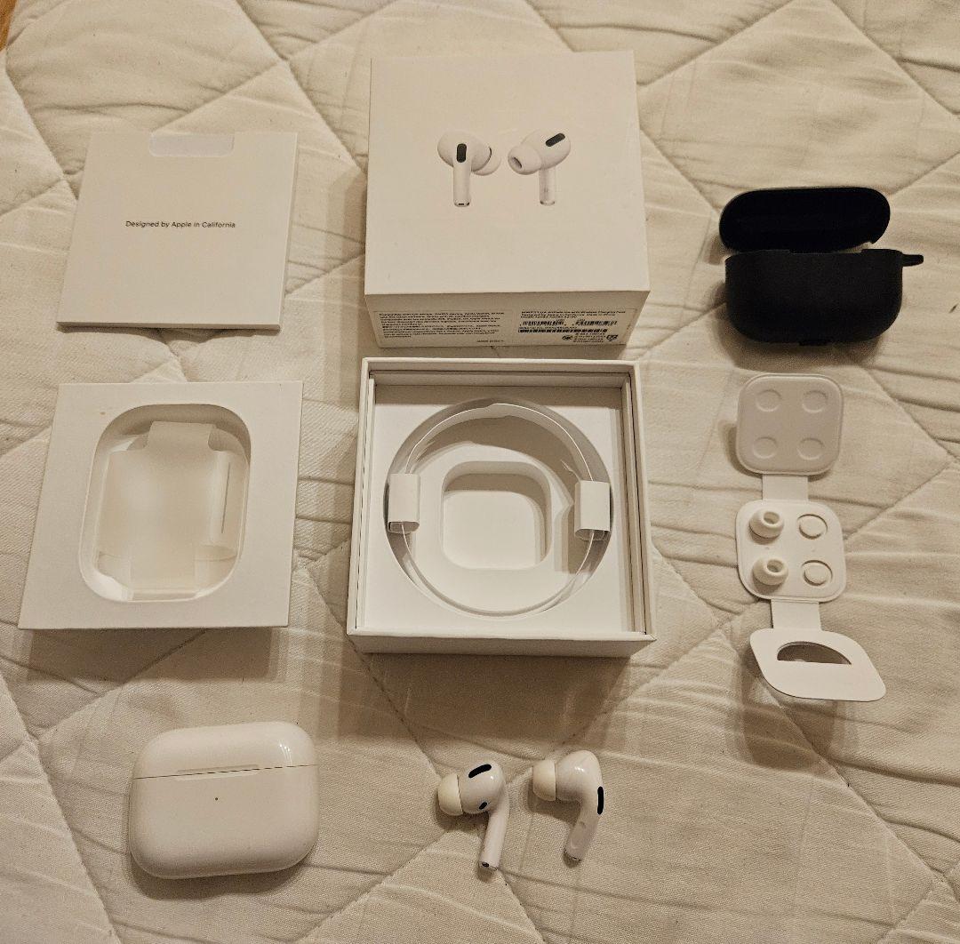 AirPods Pro 世代/種類···(第1世代)
