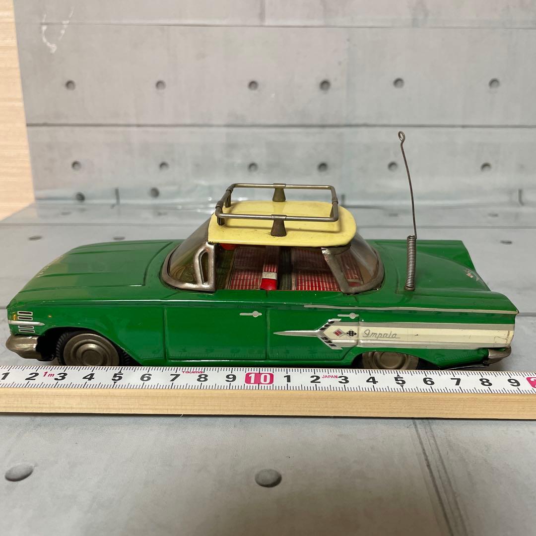 サクラ商会Chevrolet IK-62 ミニカー ルーフキャリア付き