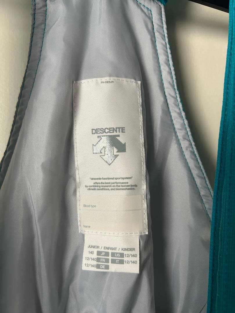 DESCENTE⭐︎ジュニアスキーウェア サイズ調整可能140(125-145)