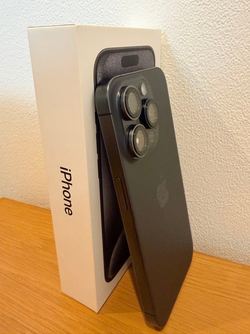 iPhone15 Pro 香港 デュアルSIM 256GB SIMフリー