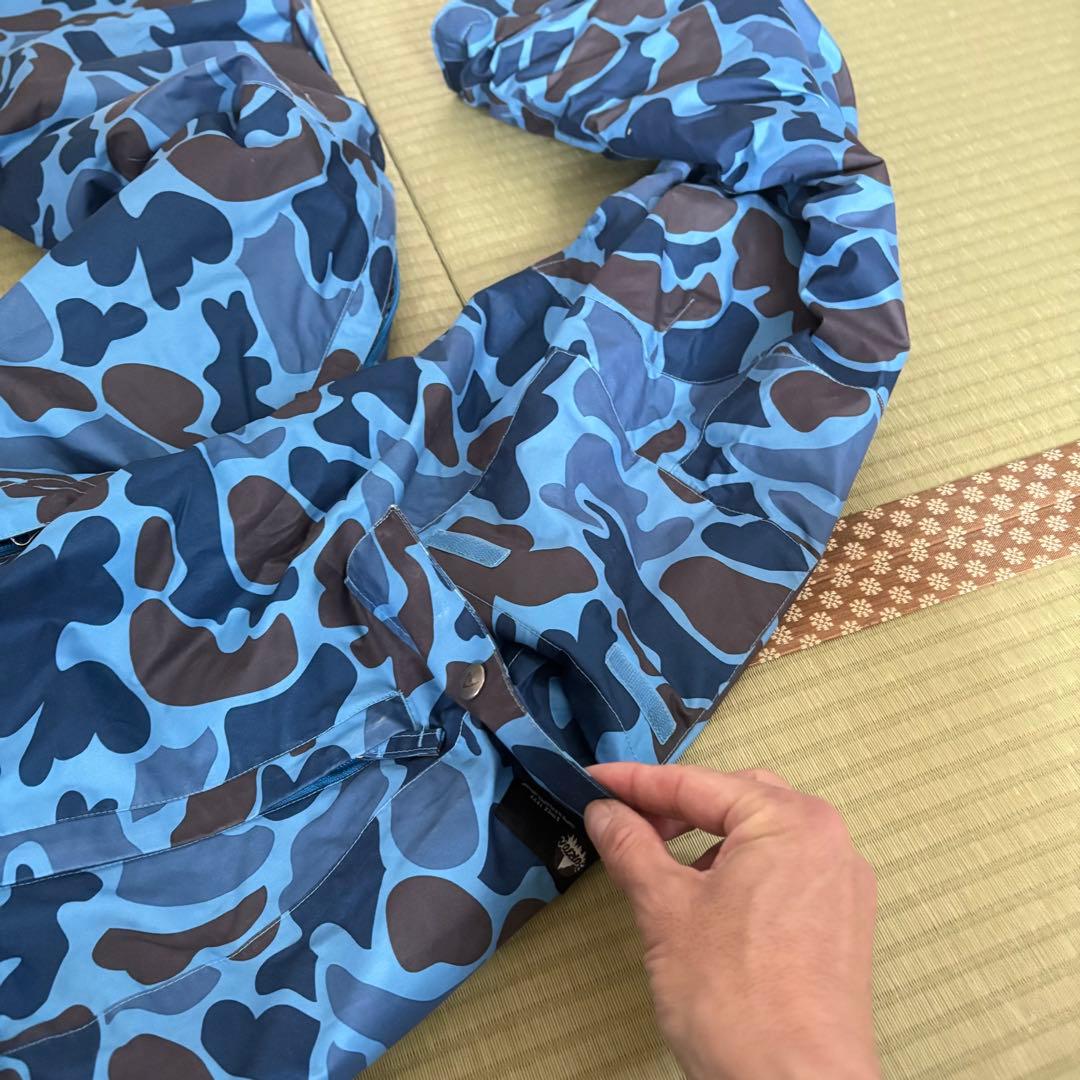 極美品BURTONバートンスノーボードウェア上下セット キッズXL150〜160