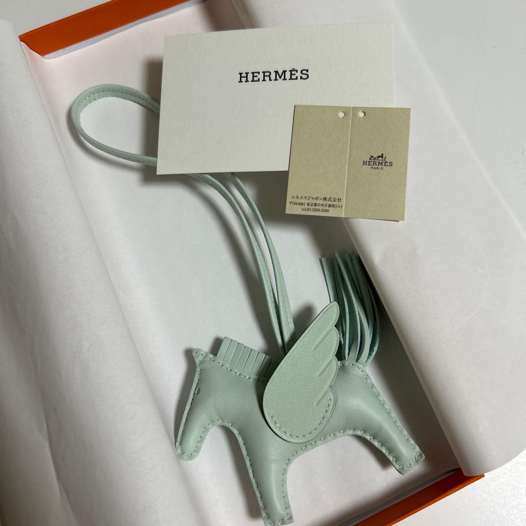 【新品未使用】HERMES ヴェールペパーミント　ペガサスチャーム