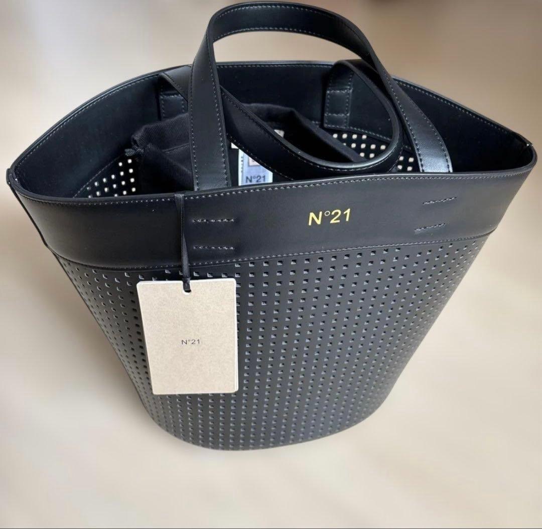 N°21 ブラック かごバッグ 中型