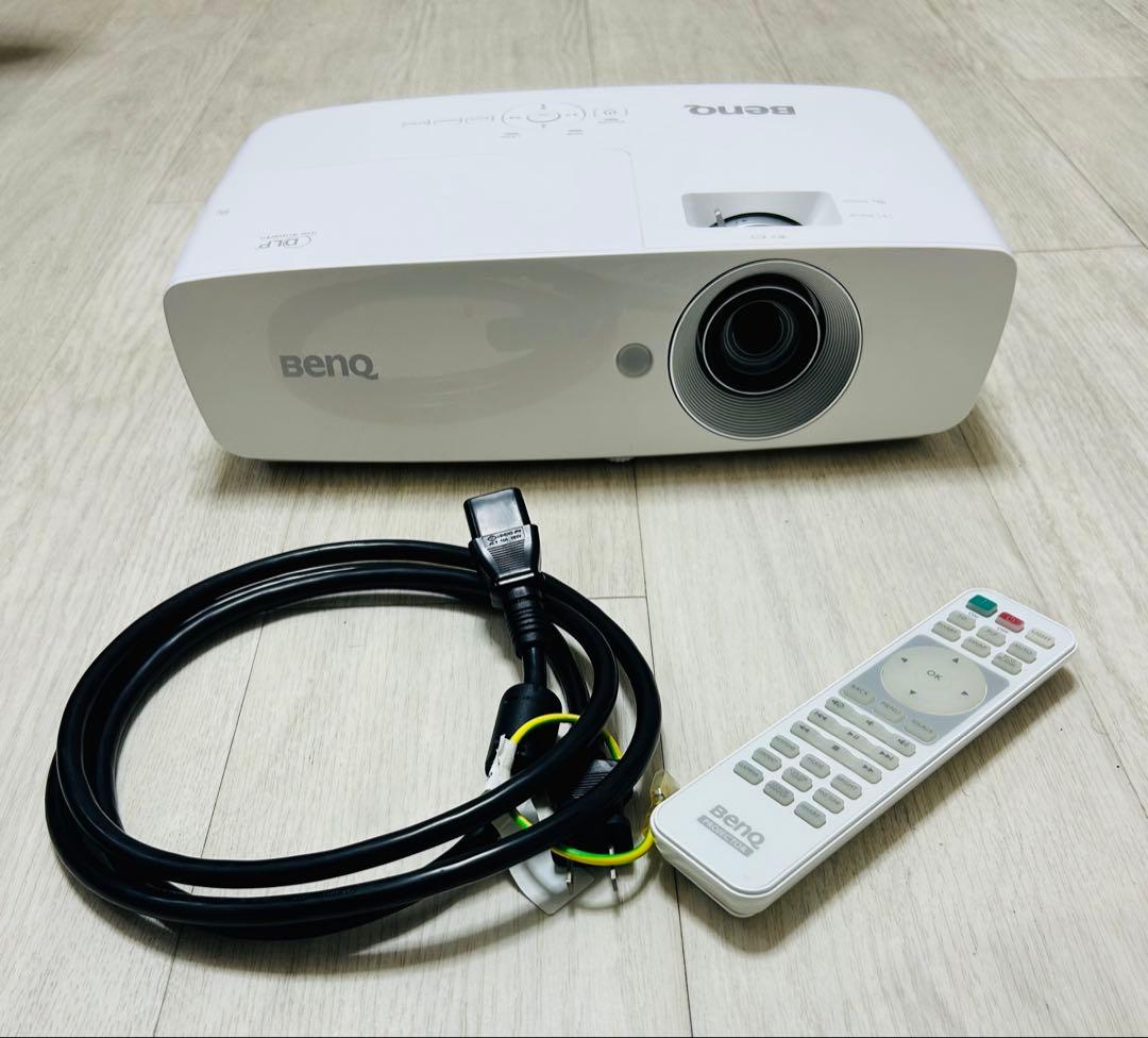 BenQ ベンキュー プロジェクター HT1070 PROJECTOR 動作OK