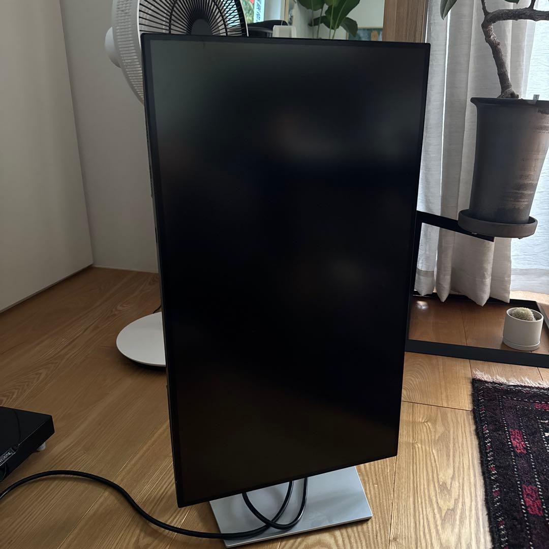 【ジャンク品】Dell 27インチUSB-Cハブ モニター U2722DE