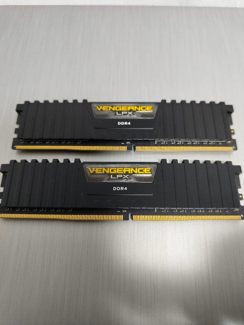 コルセア CORSAIR DDR4-2666MHz デスクトップメモリ 16GB