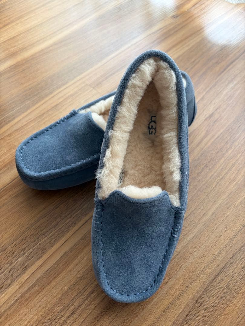 新品未使用⭐︎UGG ブルー モカシン スリッポン