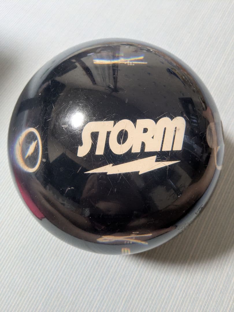 め*い様 STORM BELMO ボウリングボールクリア 黒