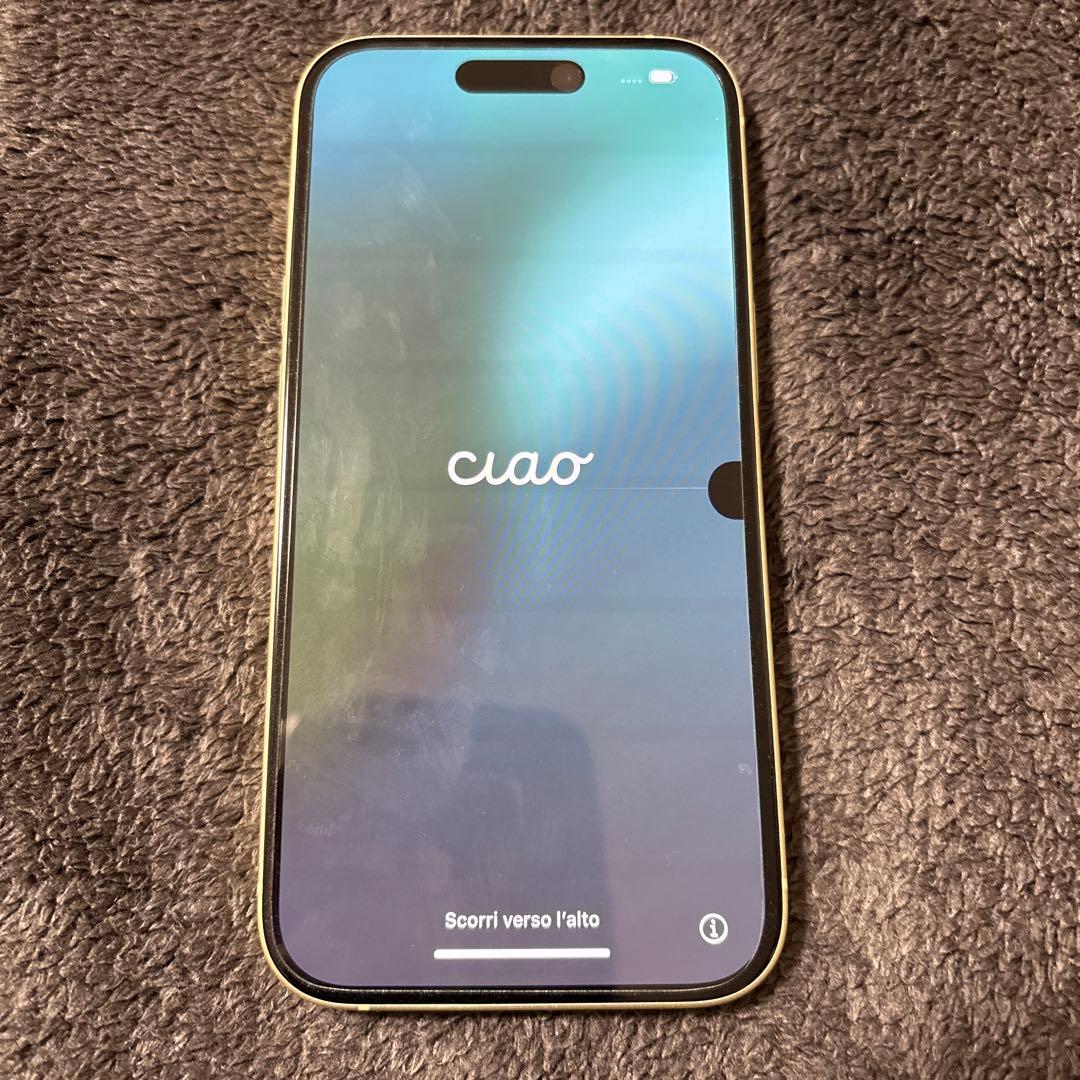 ホ*能様 Apple iPhone 15 128GB イエロー　本体