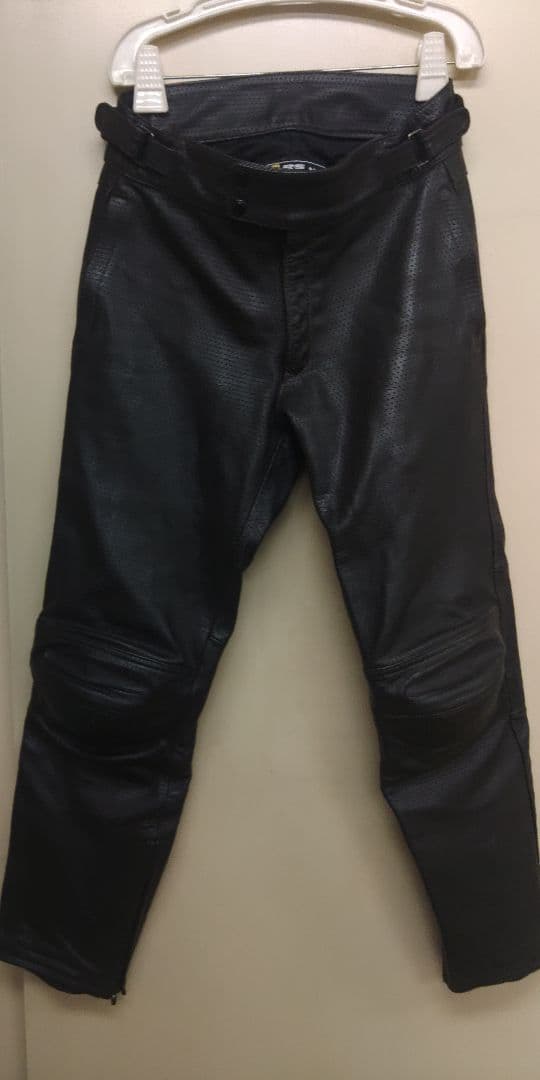 RSタイチ　レザーメッシュパンツ　LLサイズ　膝カップ入り！