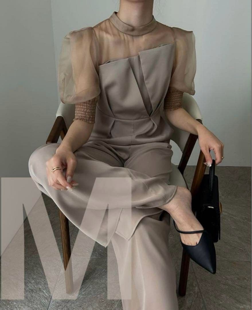 1★新品タグ付き★ LE’RURE パンツドレス　結婚式パーティベージュM