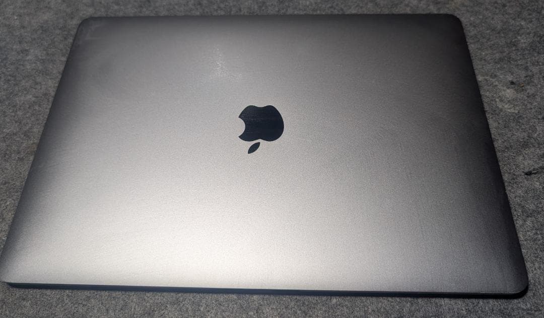 Apple MacBook Air (M1, 2020) 512GB　英語配列