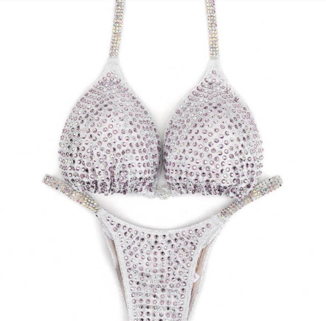 シーズンビキニ　キラキラビキニ　コンテストビキニ