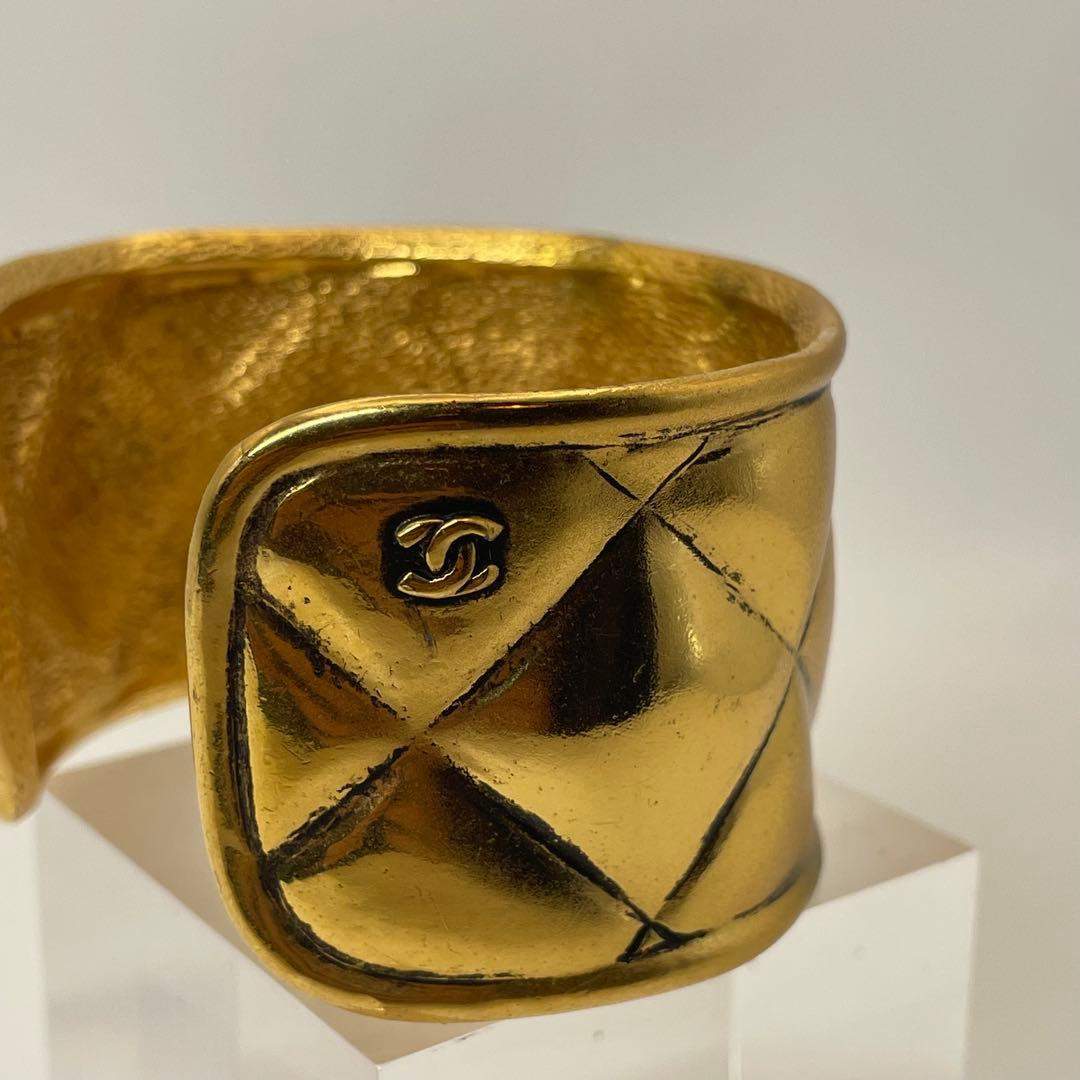 専用❗️CHANEL✨シャネル　刻印あり　ココマーク　マトラッセ　バングル