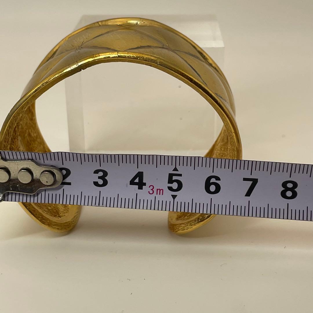 専用❗️CHANEL✨シャネル　刻印あり　ココマーク　マトラッセ　バングル