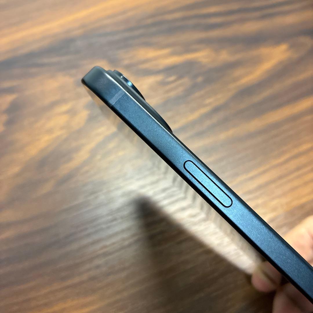 【高木】iPhone15本体/256GB/SIMフリー /バッテリー89%