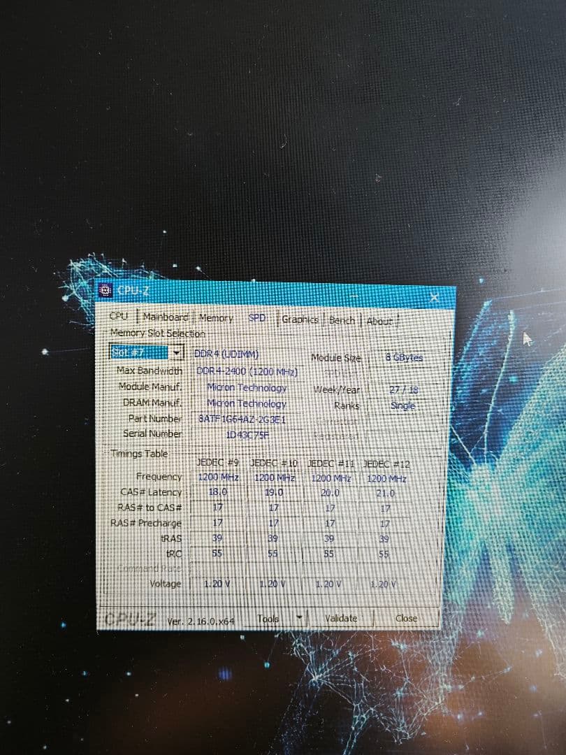 Crucial DDR4 2400MHz 16GB メモリー