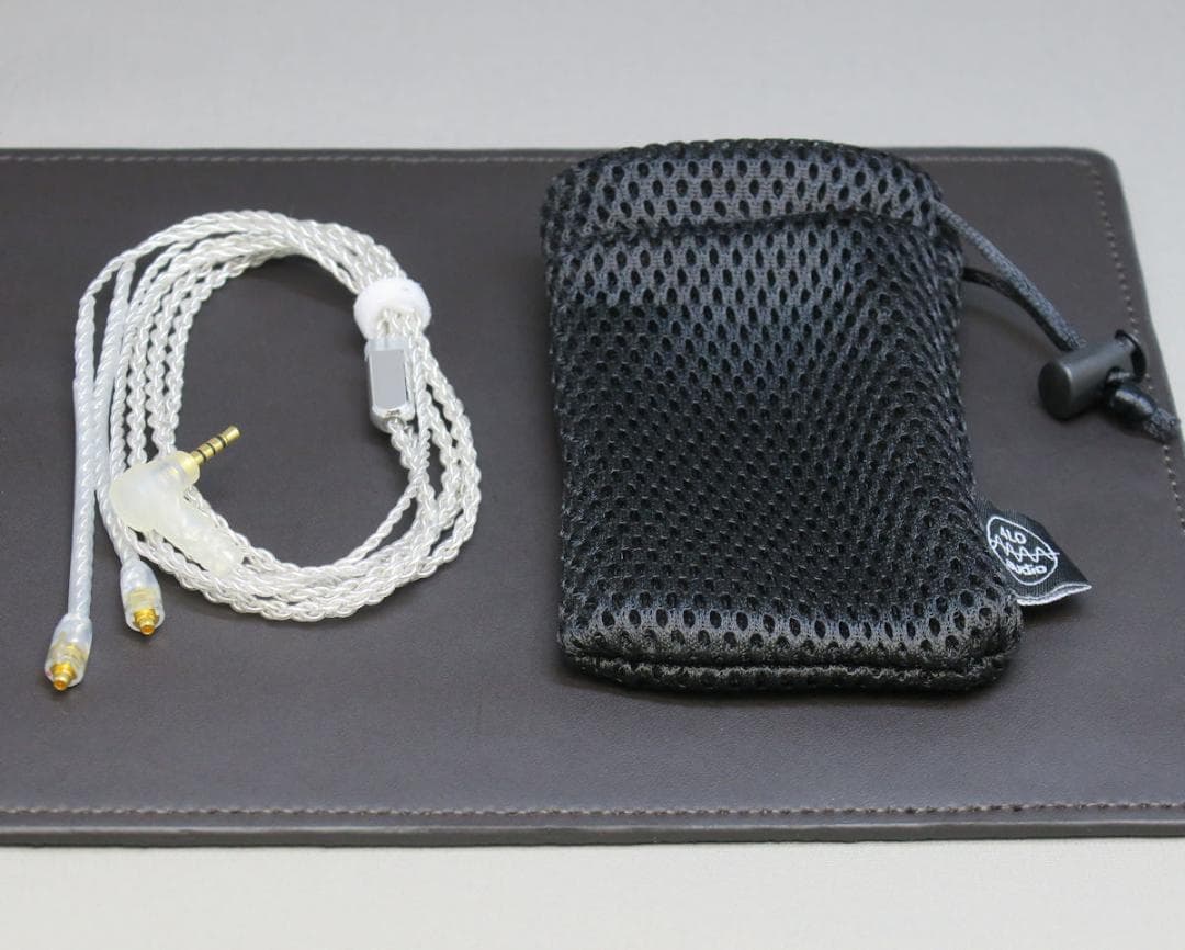 ALO audio Litz Wireイヤホンケーブル 2.5mm-MMCX