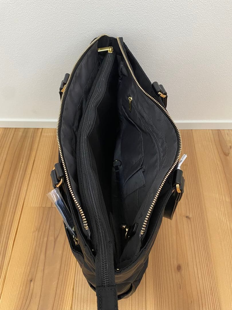 【新品】エース　ジッピートート 13.3インチPC収納 A4対応 レディース