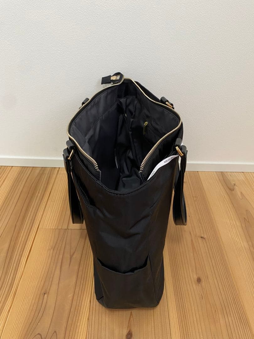 【新品】エース　ジッピートート 13.3インチPC収納 A4対応 レディース