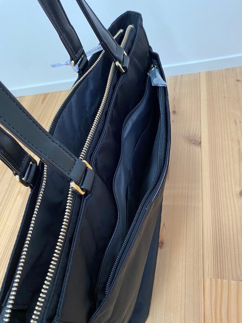 【新品】エース　ジッピートート 13.3インチPC収納 A4対応 レディース