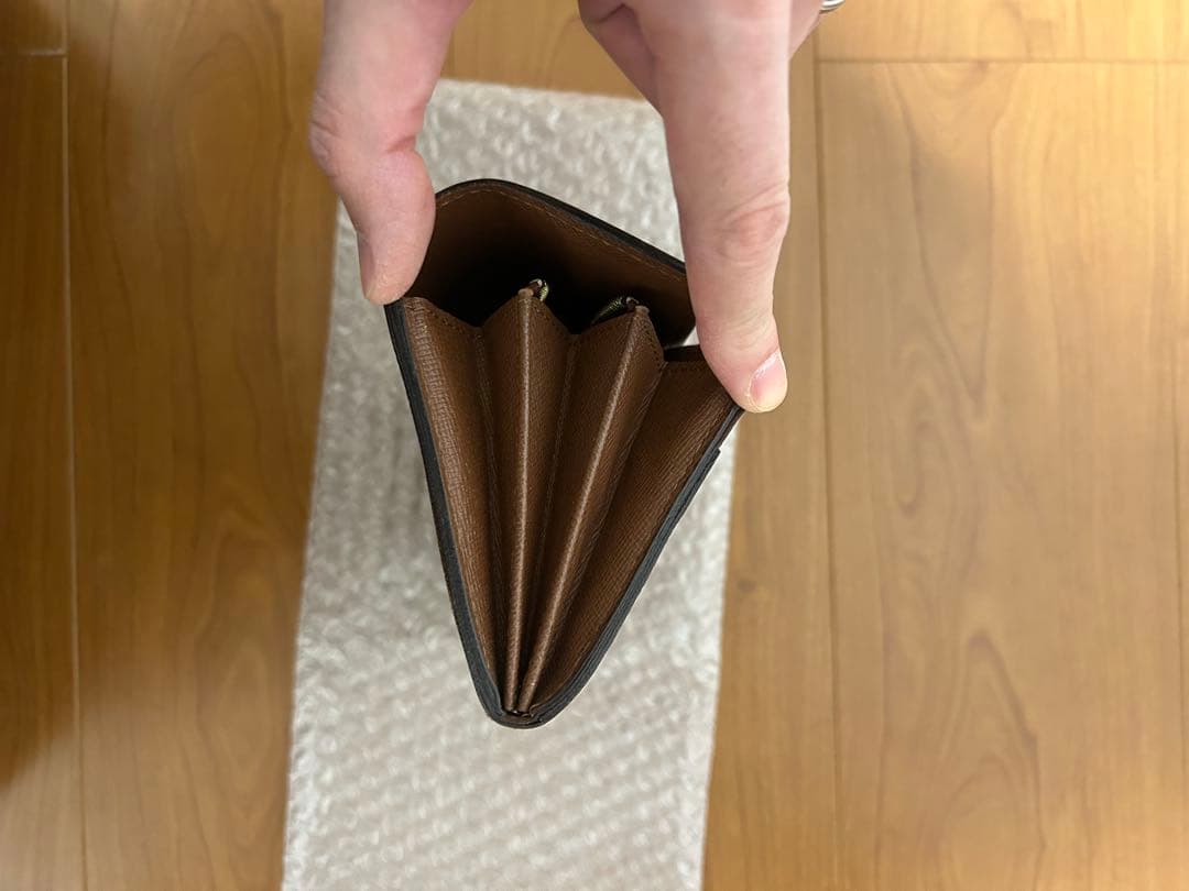 ルイヴィトン　LOUIS VUITTON 長財布