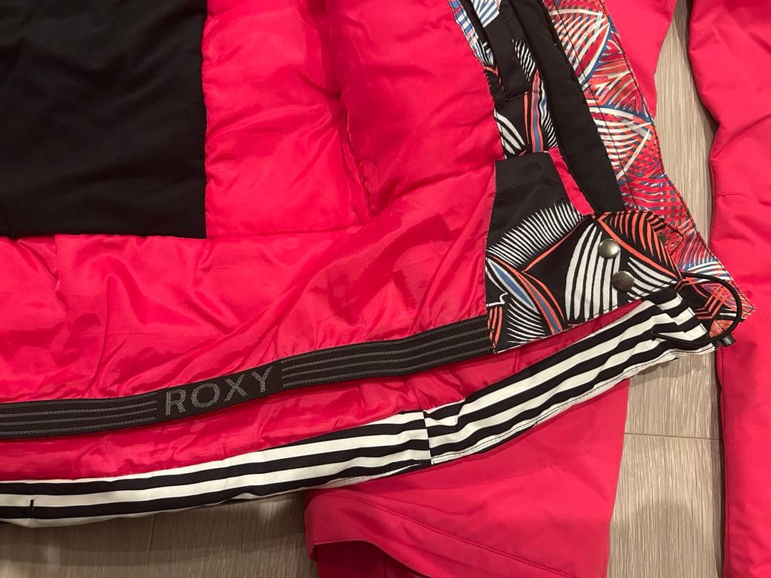 #最終値下げ　子ども用 スキーウェア　ROXY ロクシー　130