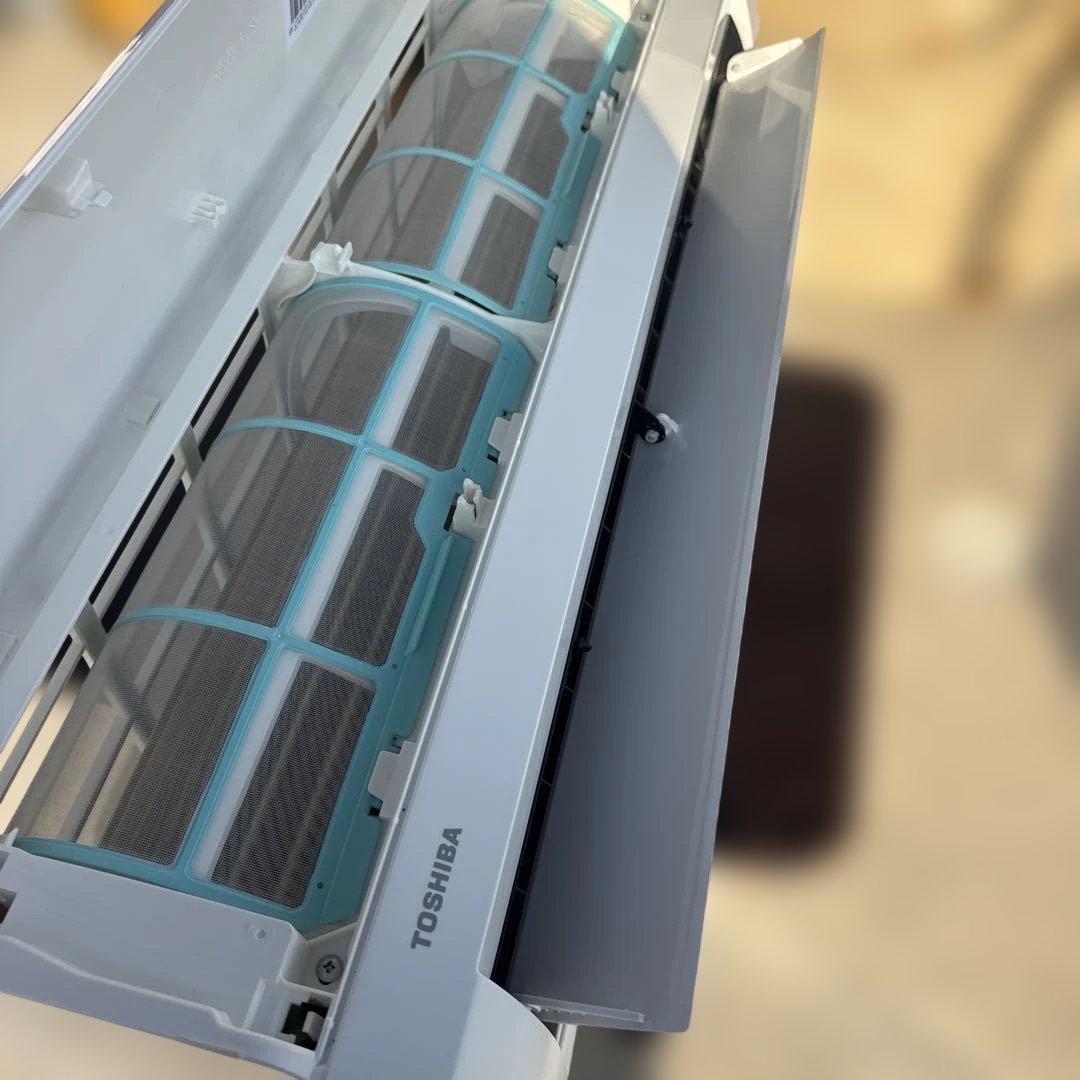 東芝 ルームエアコン RAS-J221M (主に6畳) 2022年