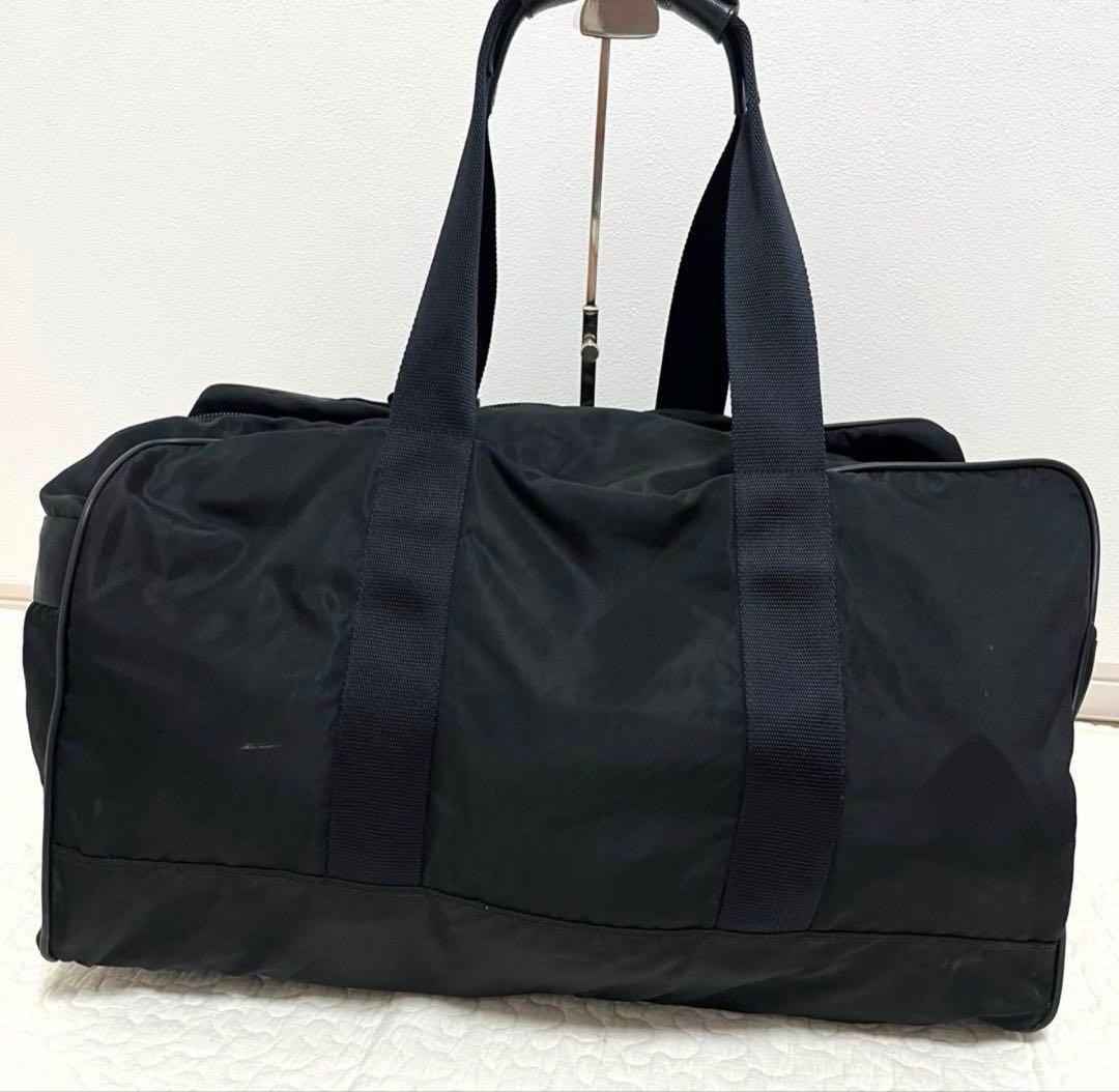 大容量 PRADA ボストンバッグ ブラック 三角ロゴ ナイロン　南京錠