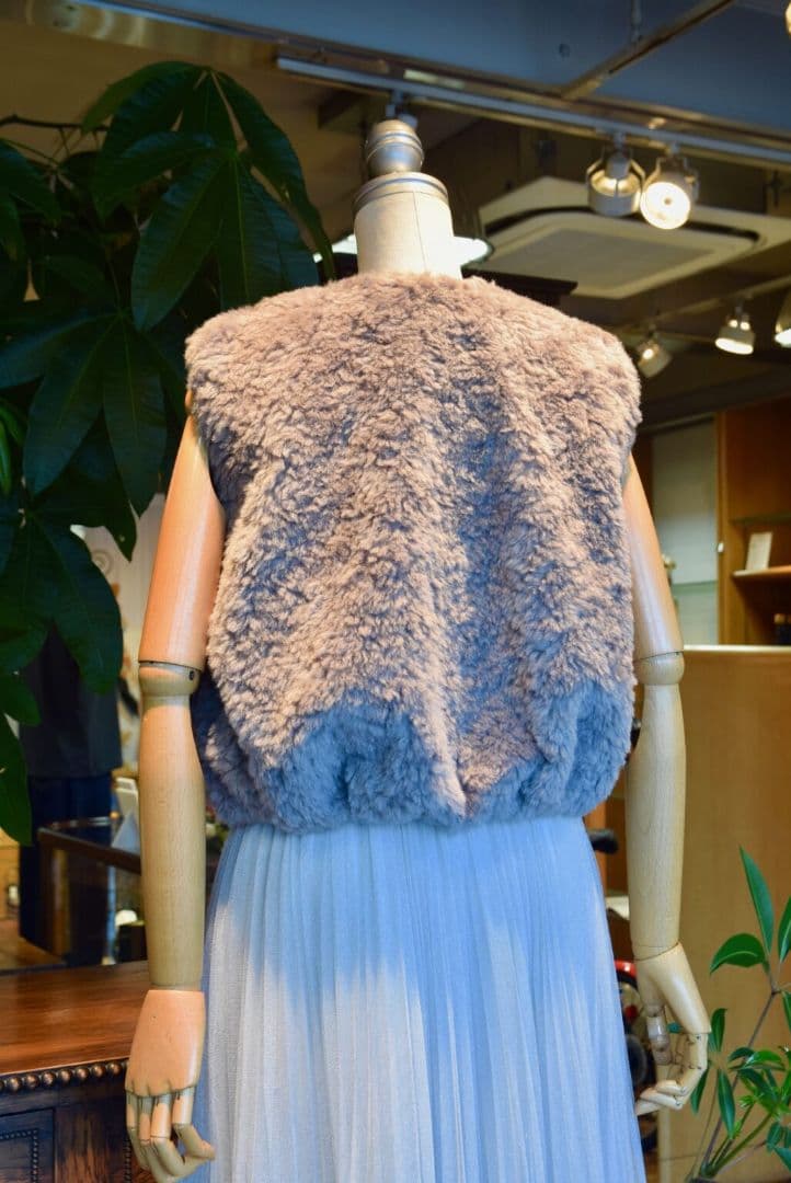 24AW【Ballsey】ランダムファー ショートベスト