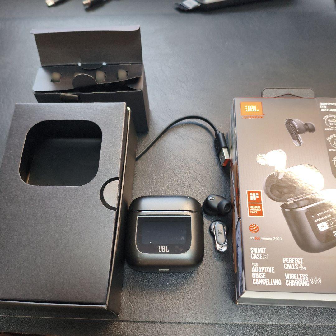 JBL TOUR PRO2 ケース、左耳、付属品のみ