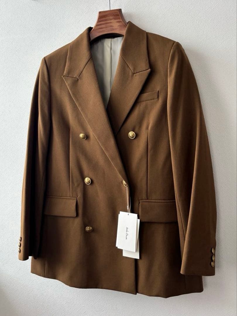 《新品タグ付き》ミラオーウェン 金釦ダブルブレストロングブレザー