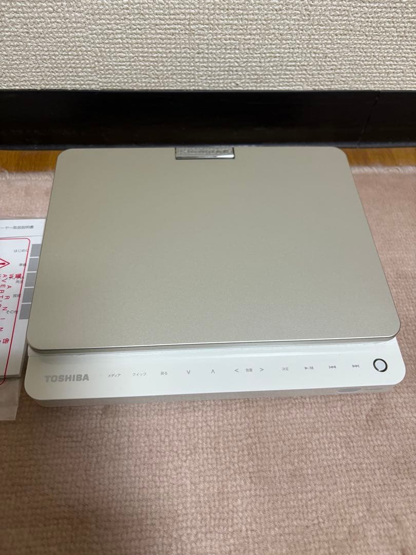 美品TOSHIBAポータブルBlu-ray DVDプレーヤー　SD-BP900S